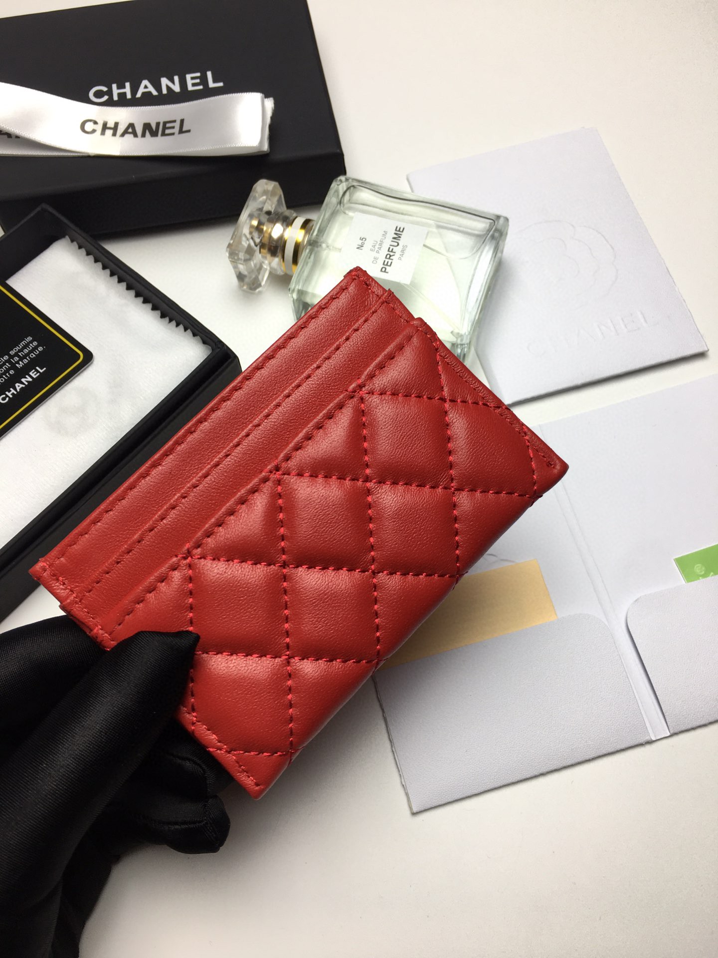 芸能人愛用Chanel シャネル 実物の写真 N品スーパーコピー財布代引き対応国内発送後払い安全必ず届く優良サイト